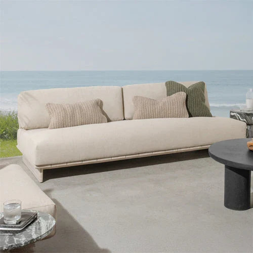 Outdoor Sofas & Sectionals