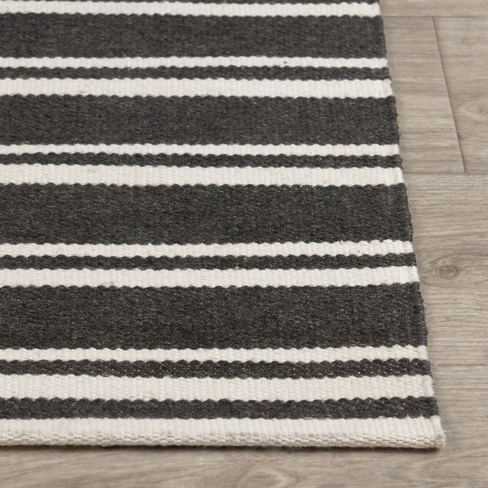 Performance Palma Rug