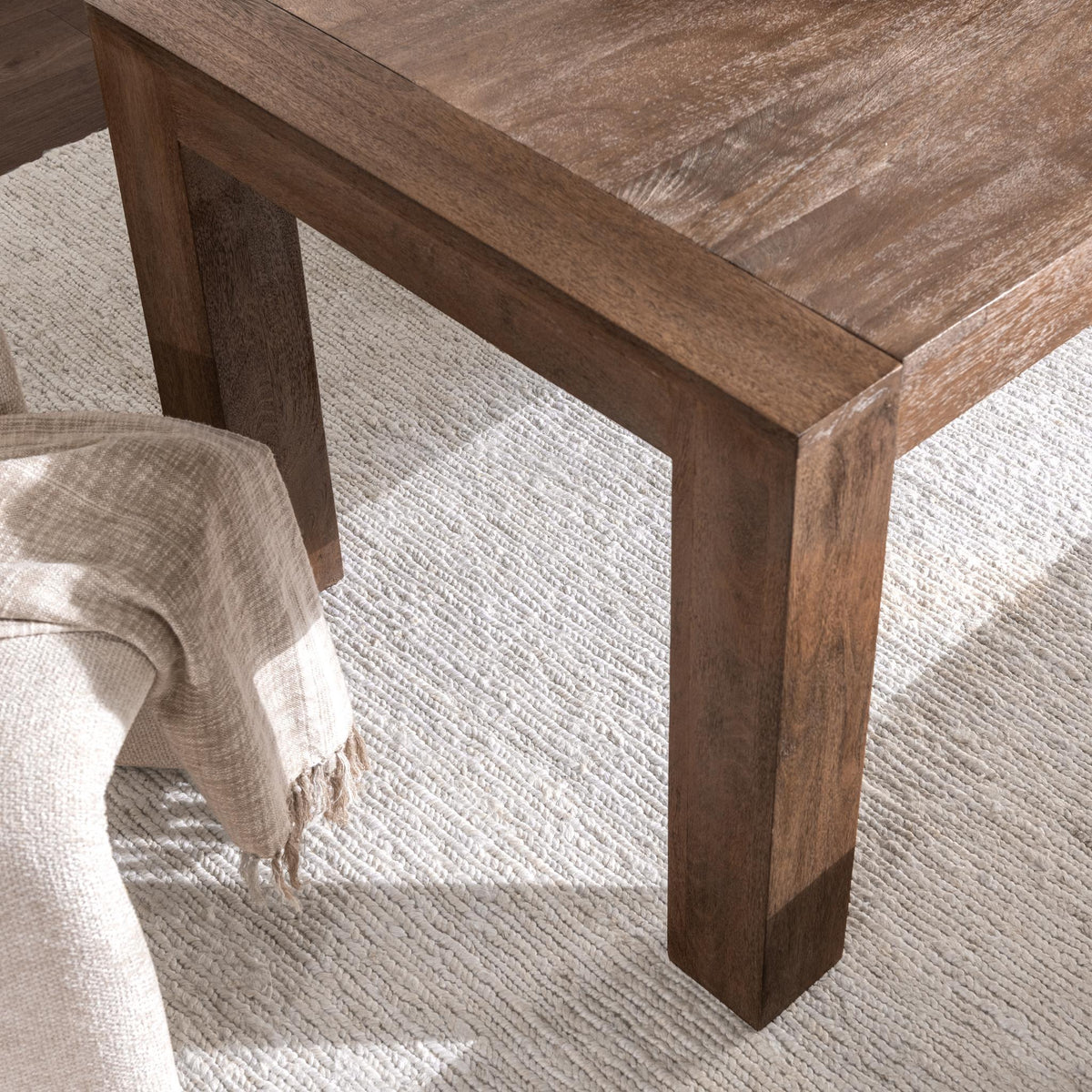 Glendale Dining Table