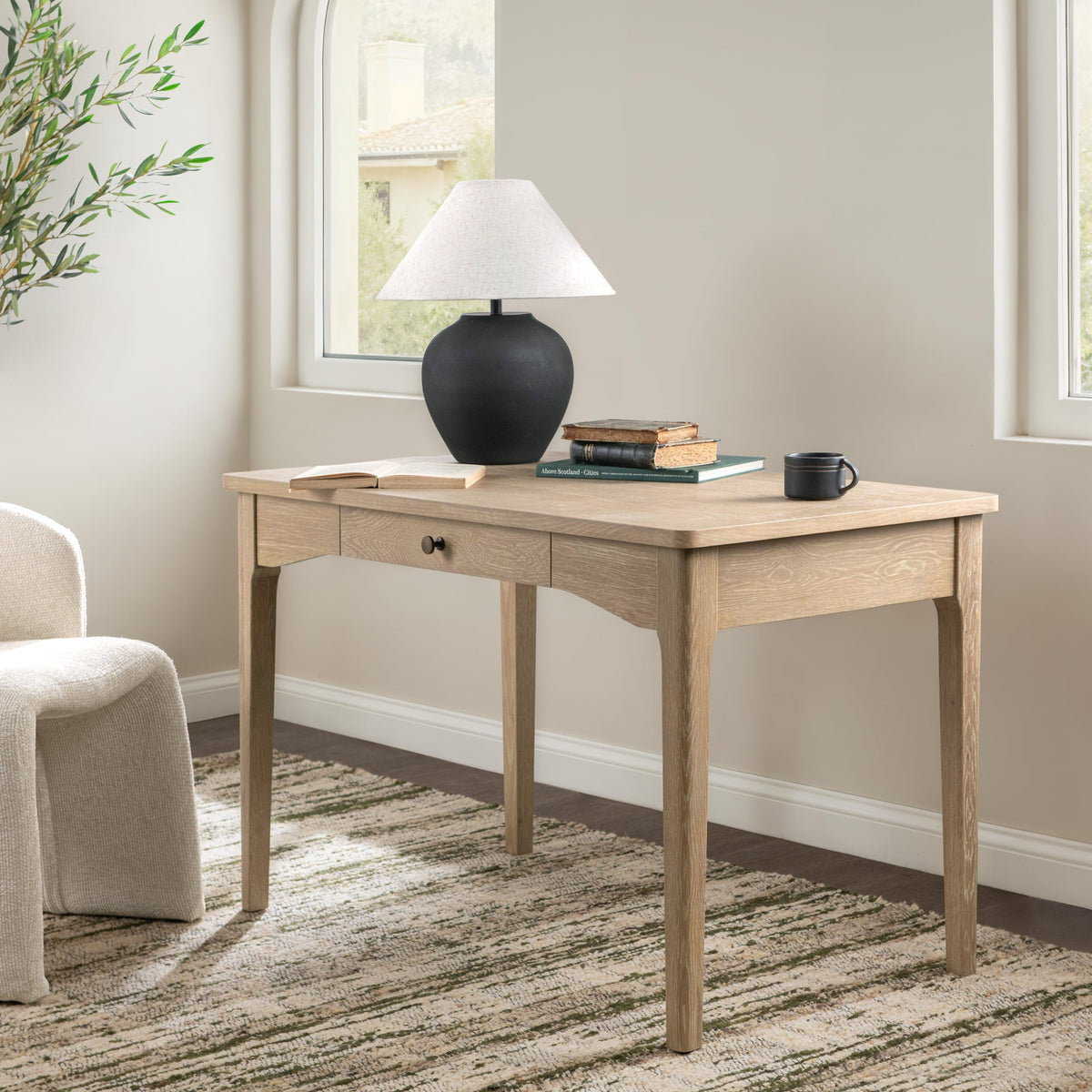 Allysyn Desk