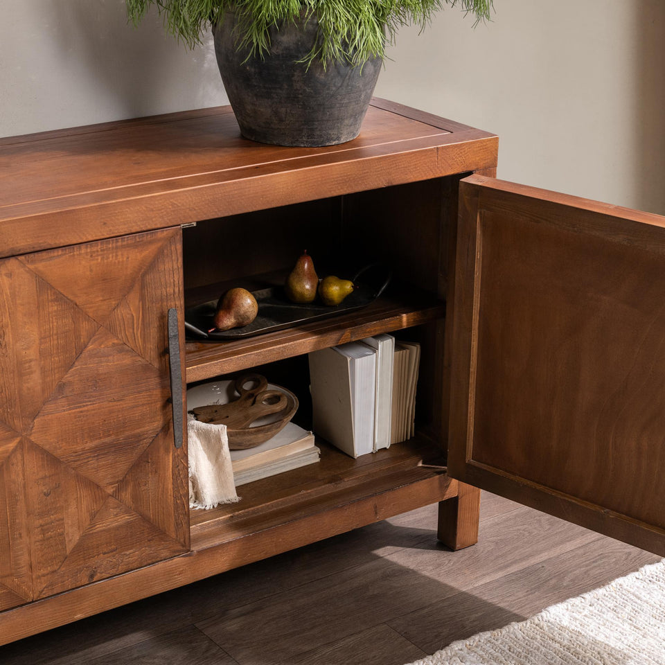 Elani Cabinet