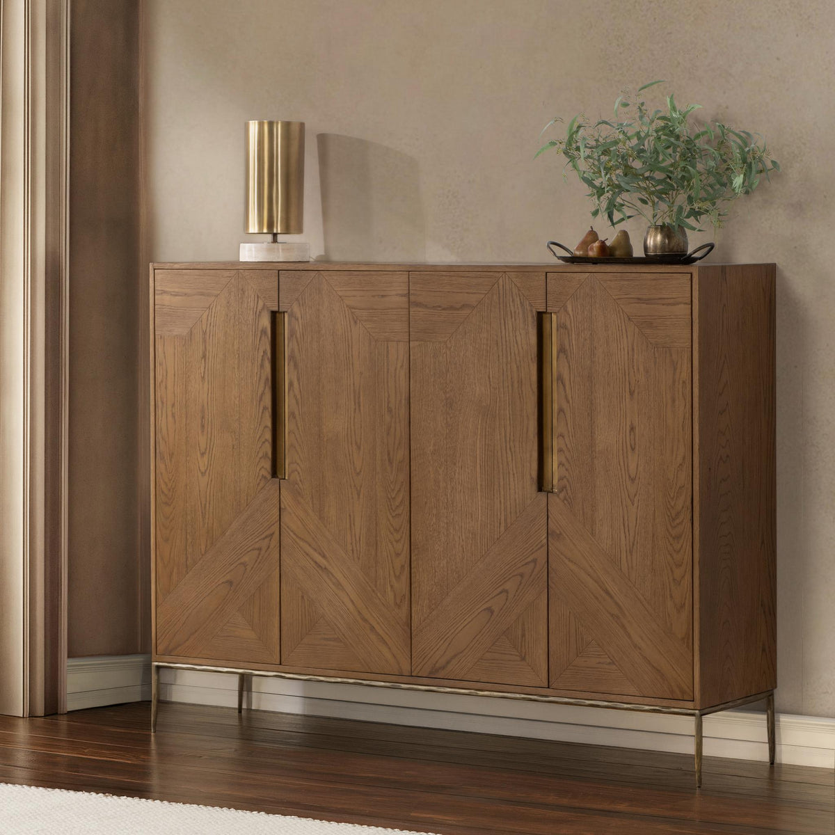 Roman Cabinet