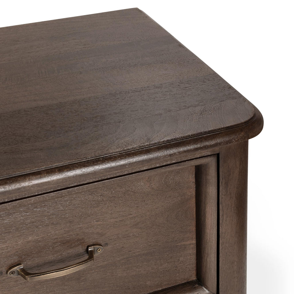 Brookside 9 Drawer Dresser