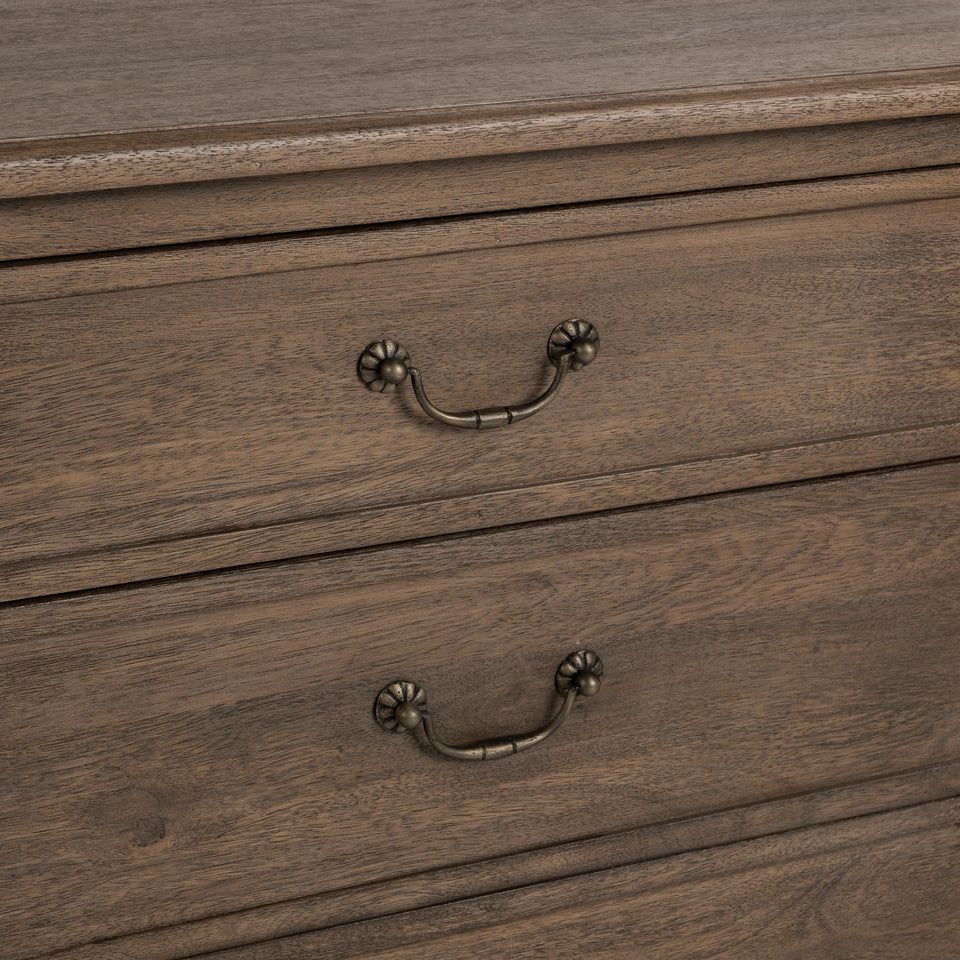Margaux Dresser