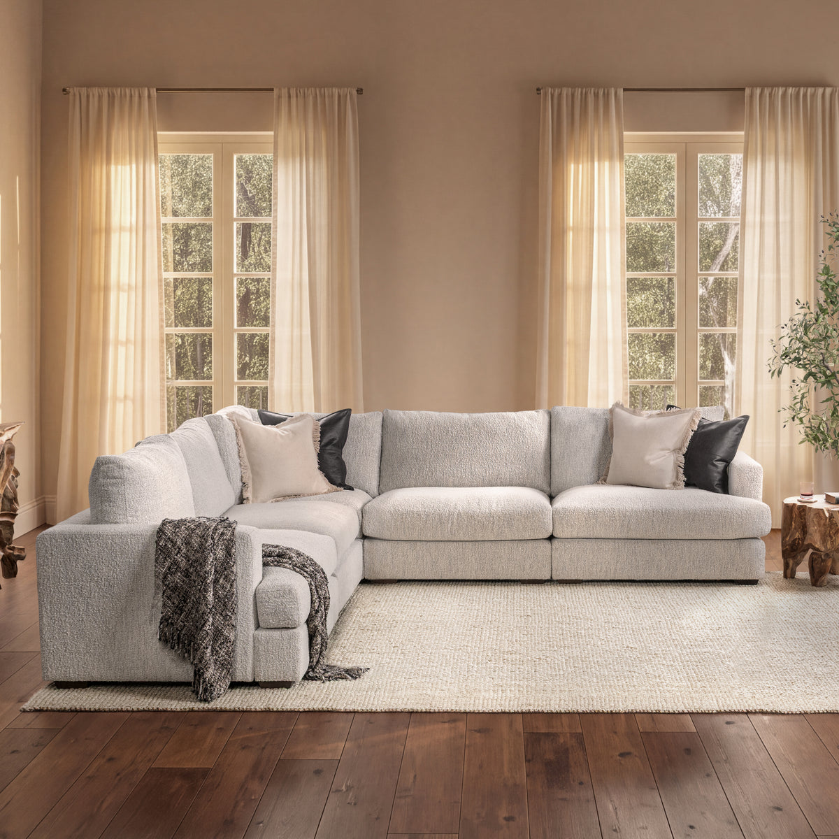 Ludwig 5 Piece Sectional
