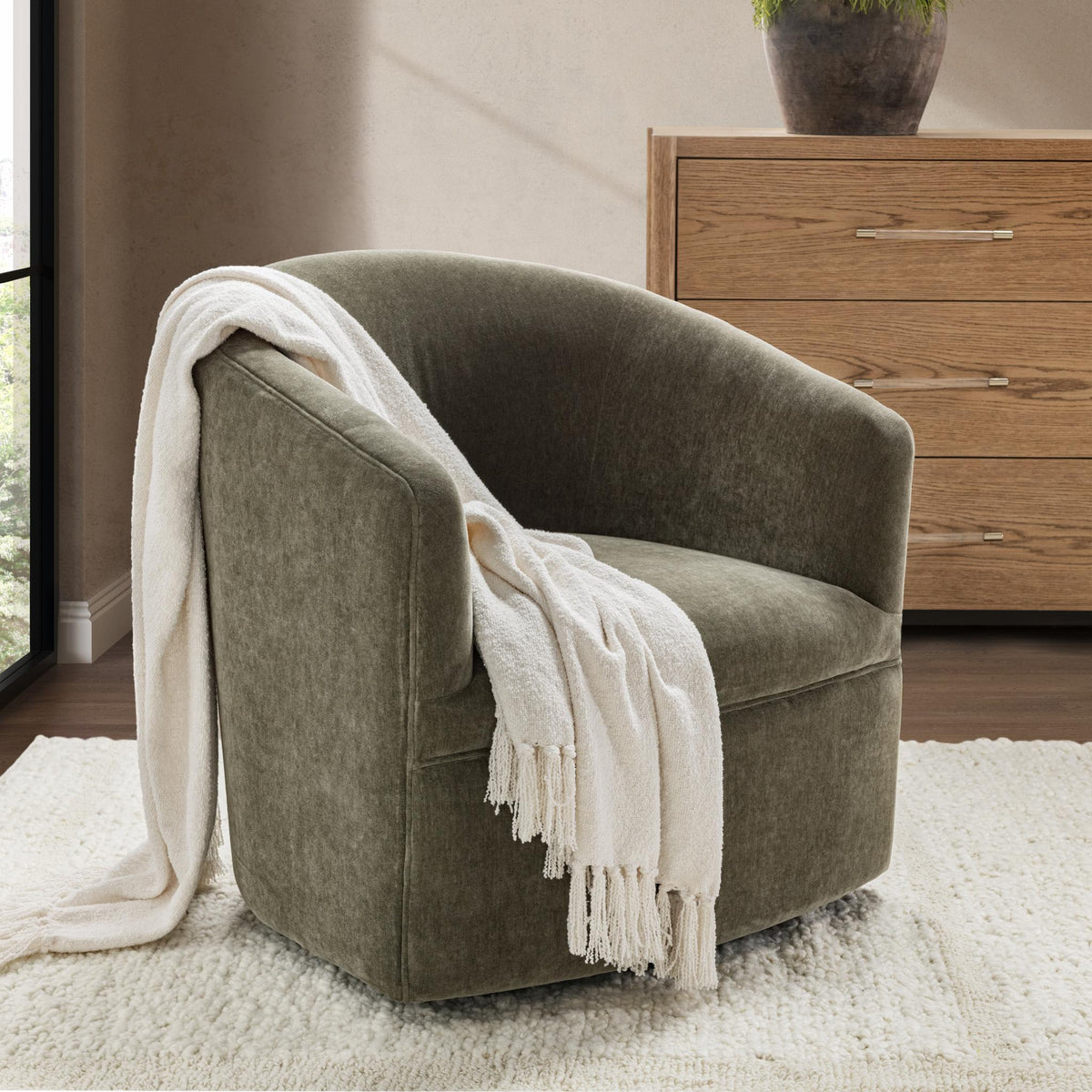 Valencia Swivel Accent Chair