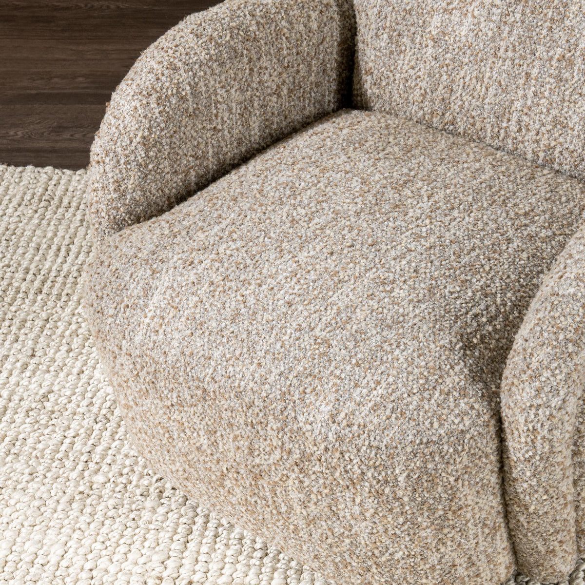 Colima Swivel Chair