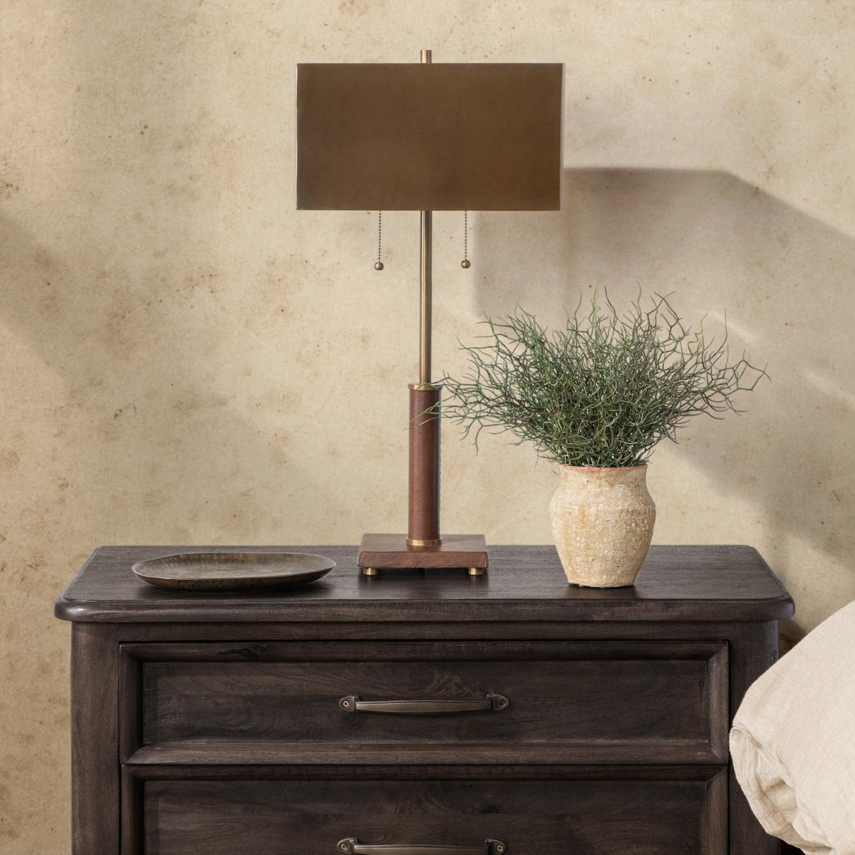 Verona Twin Pull Table Lamp