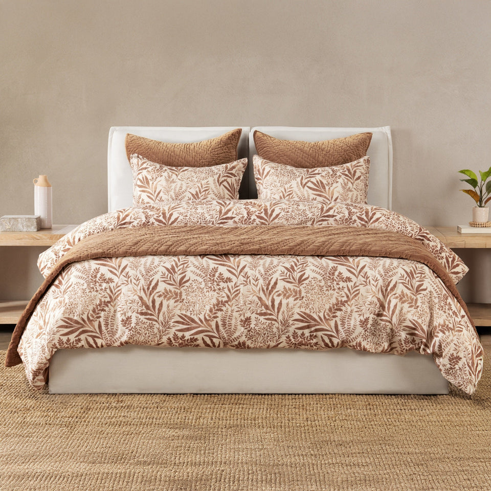 Elms Velvet Quilt Collection