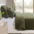 Elms Velvet Quilt Collection