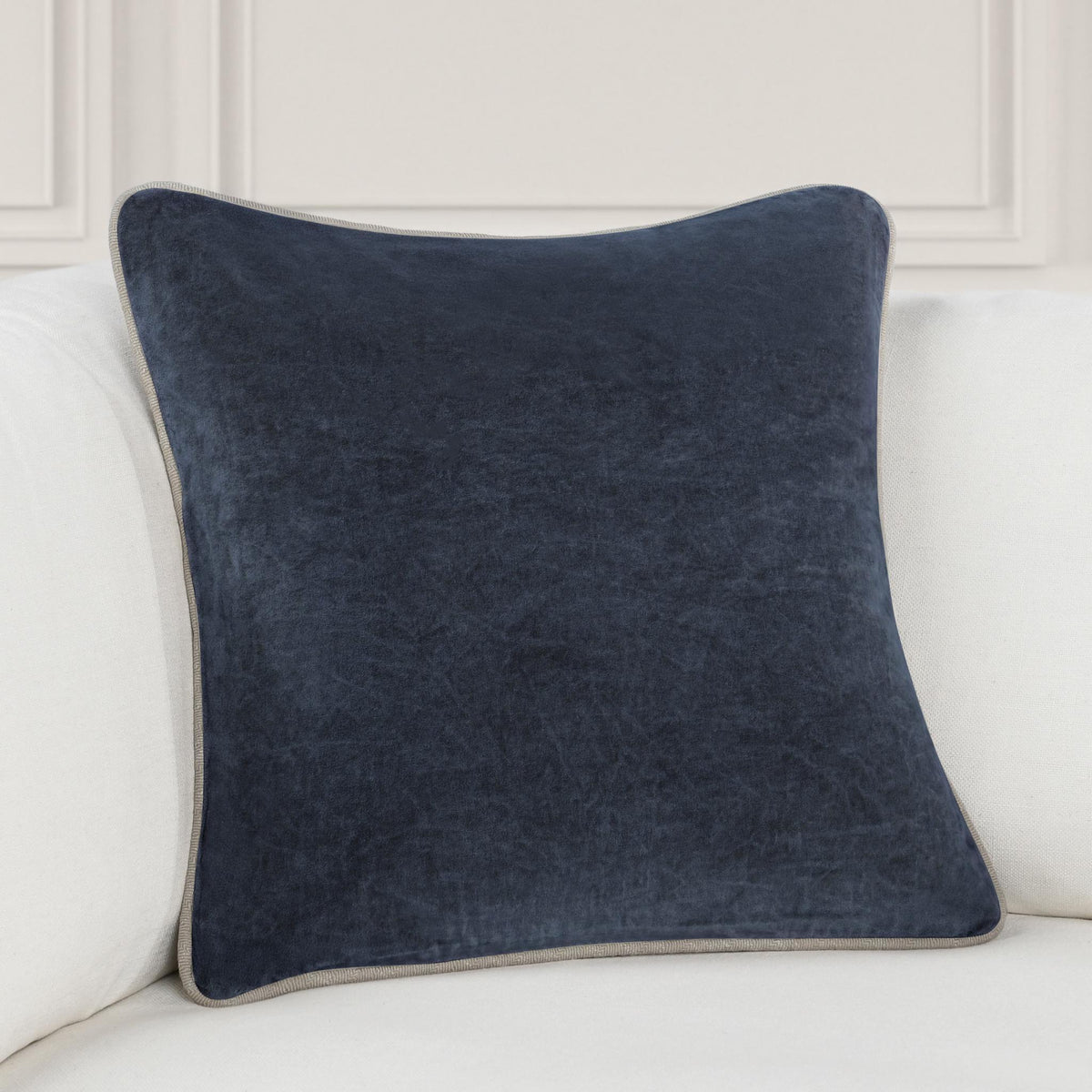 SLD Heirloom Velvet Pillow
