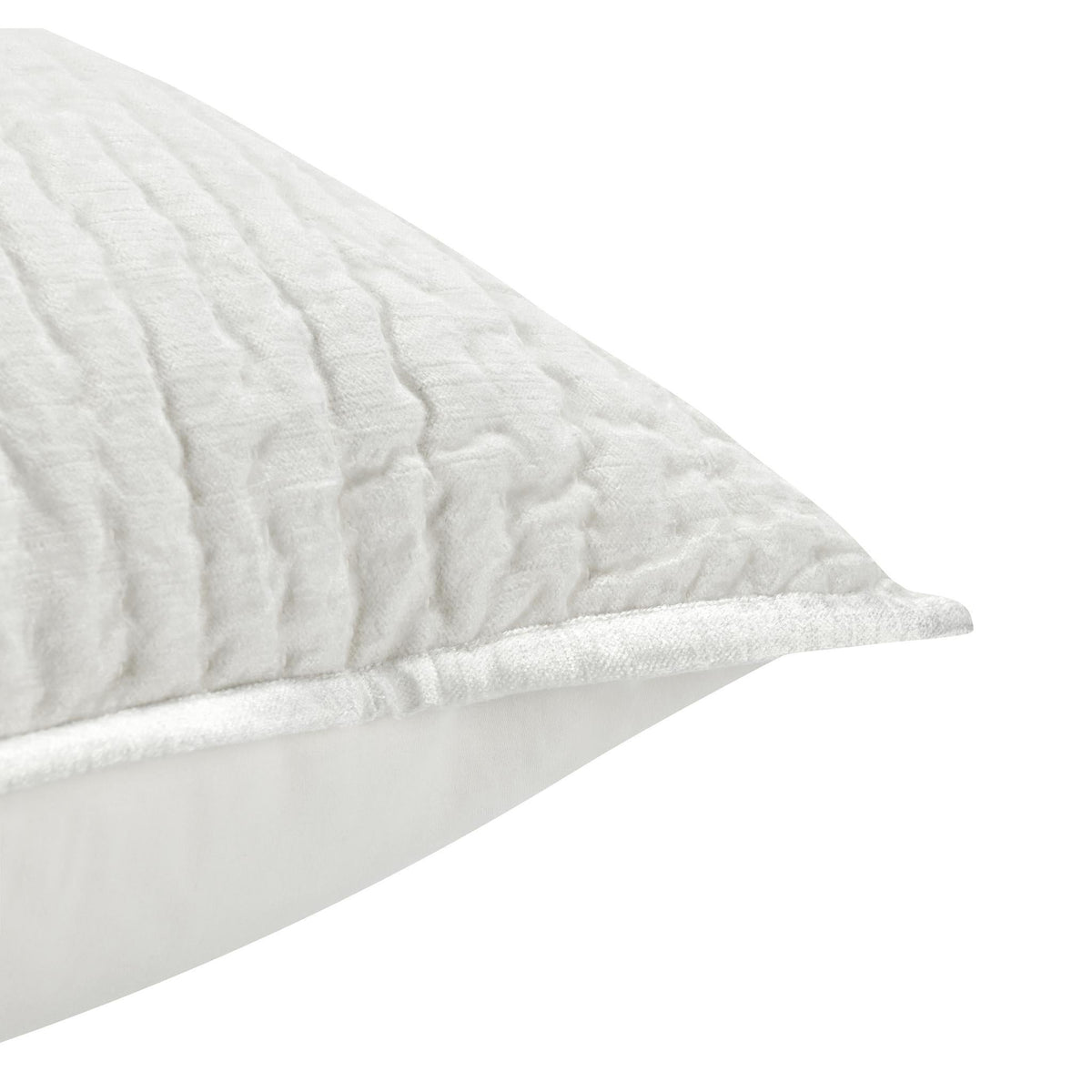 Bari Velvet Quilt Collection