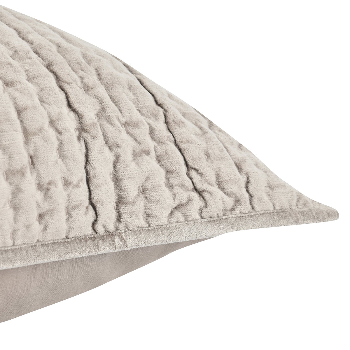 Bari Velvet Quilt Collection