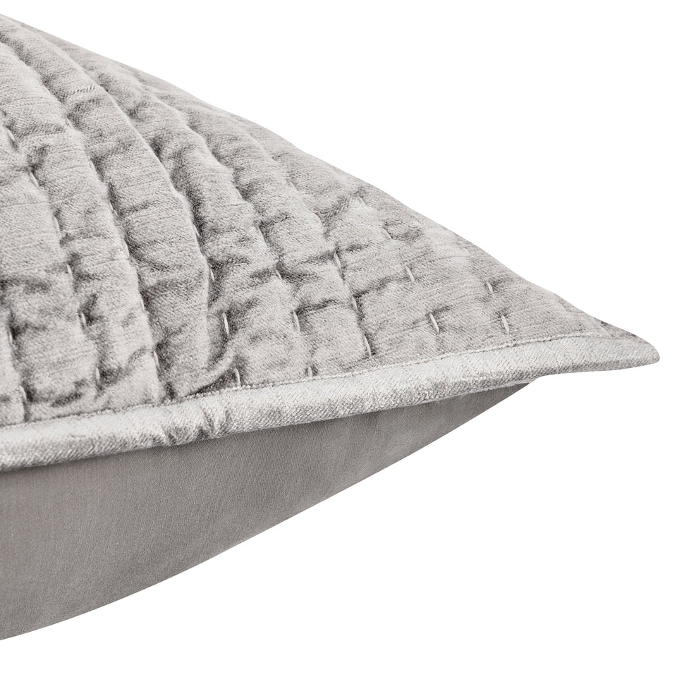 Bari Velvet Quilt Collection