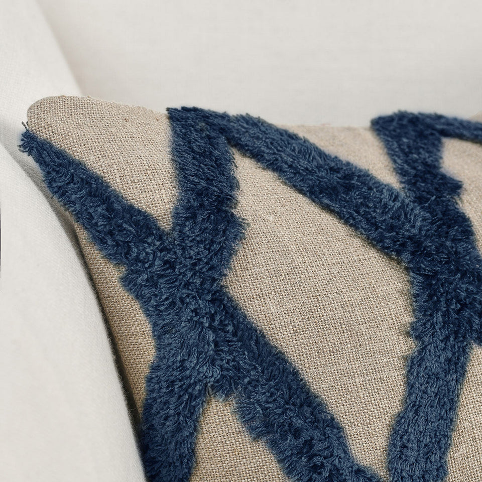 DV Caro Pillow