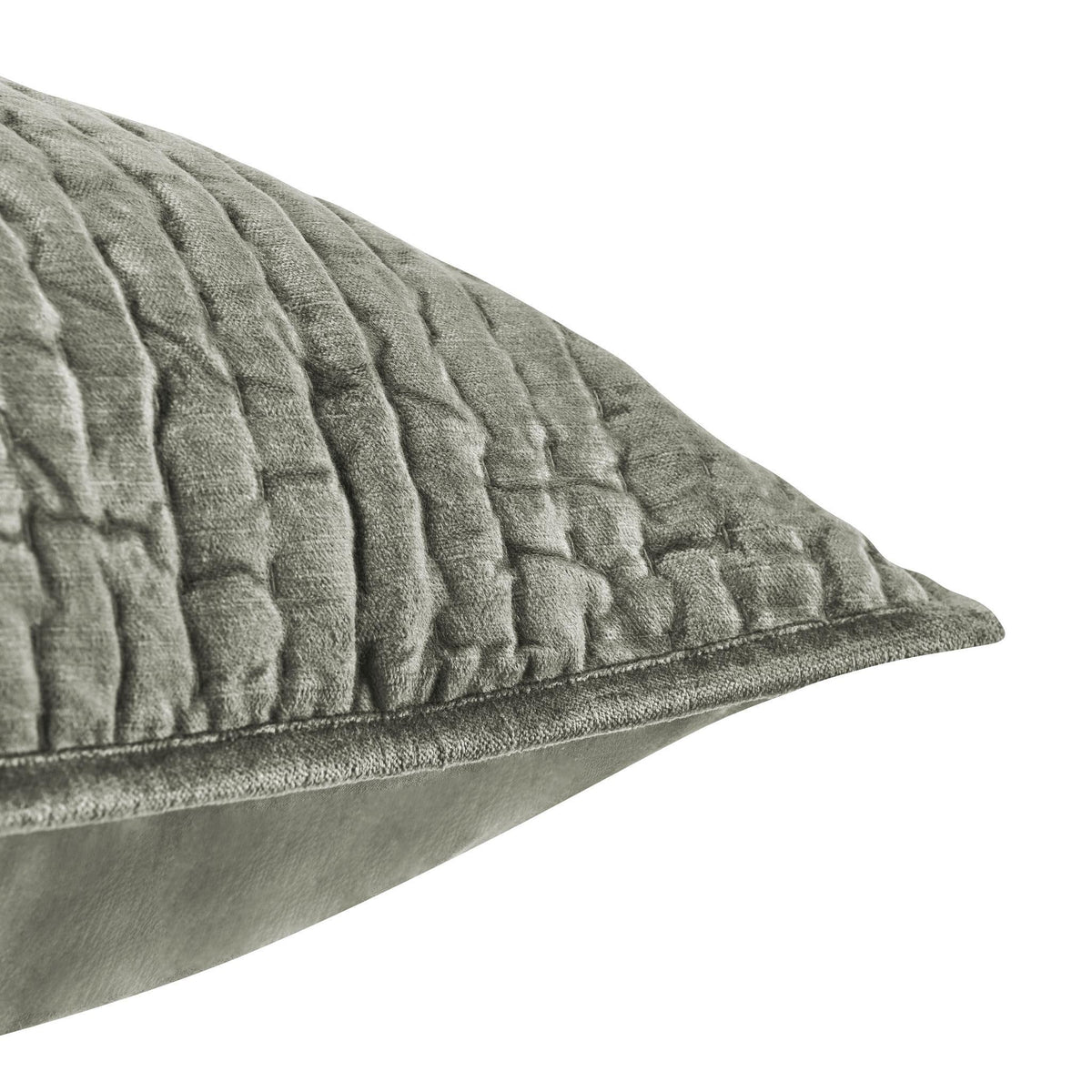 Bari Velvet Quilt Collection