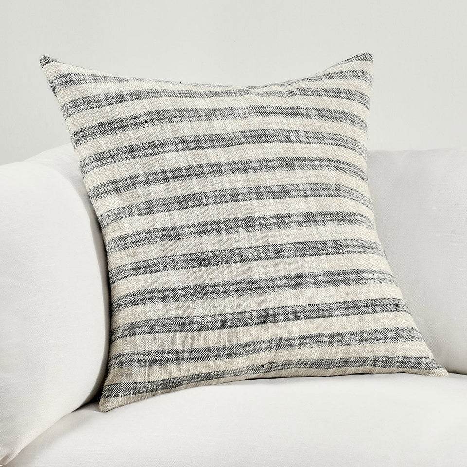 VC Linna Pillow