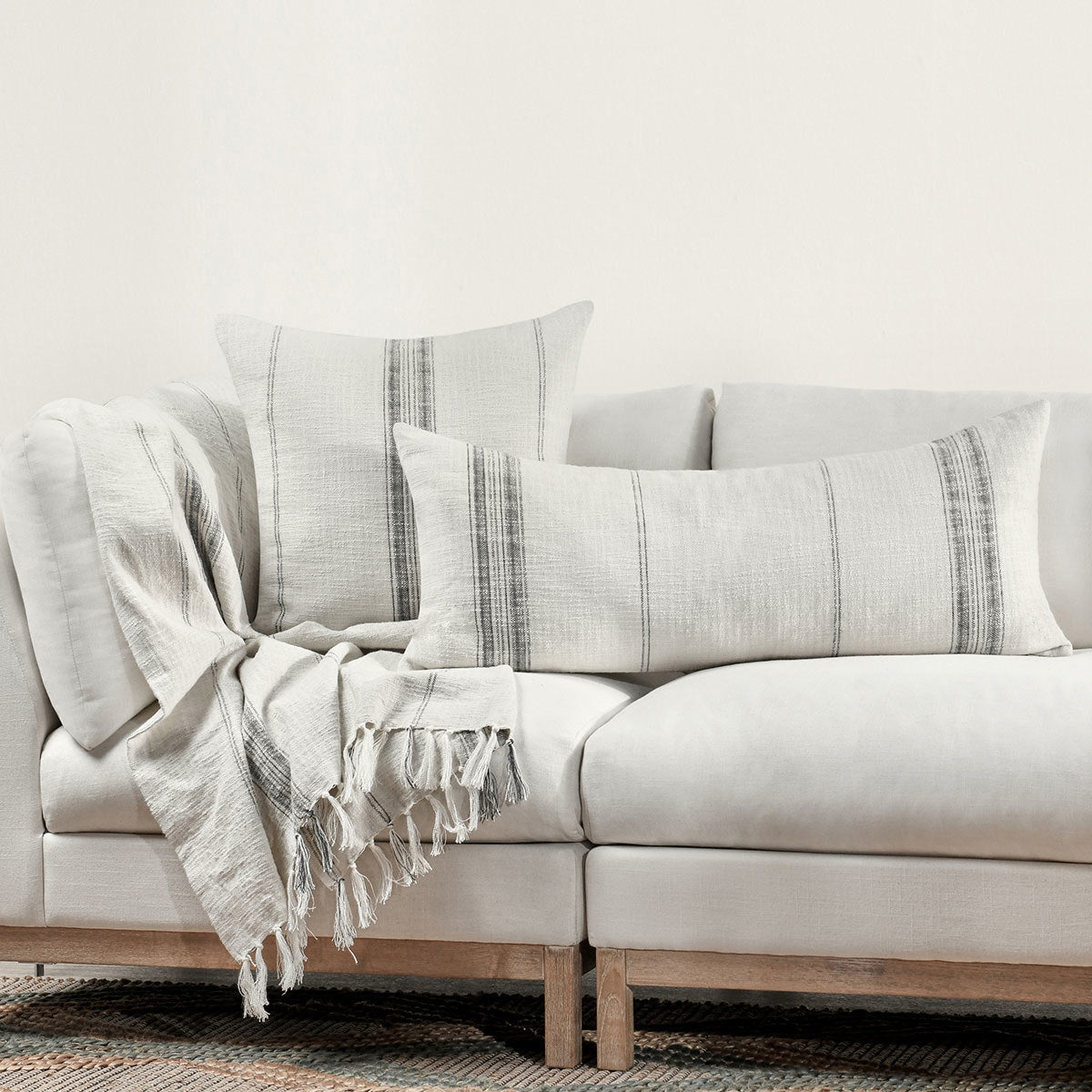 RP Ria Pillow