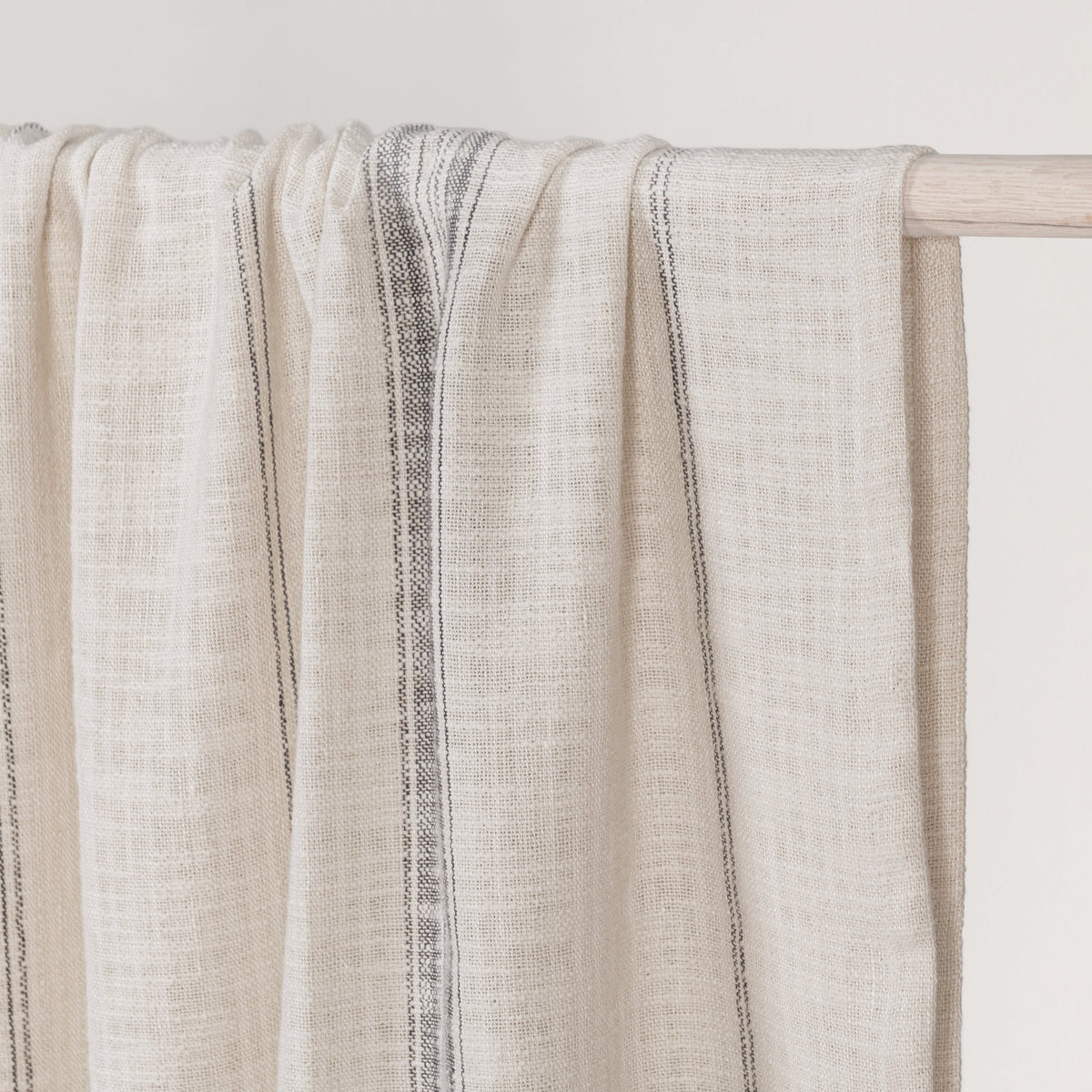 TC Ria Throw