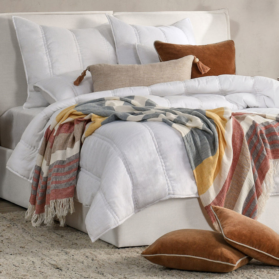 Rowen Quilt Collection