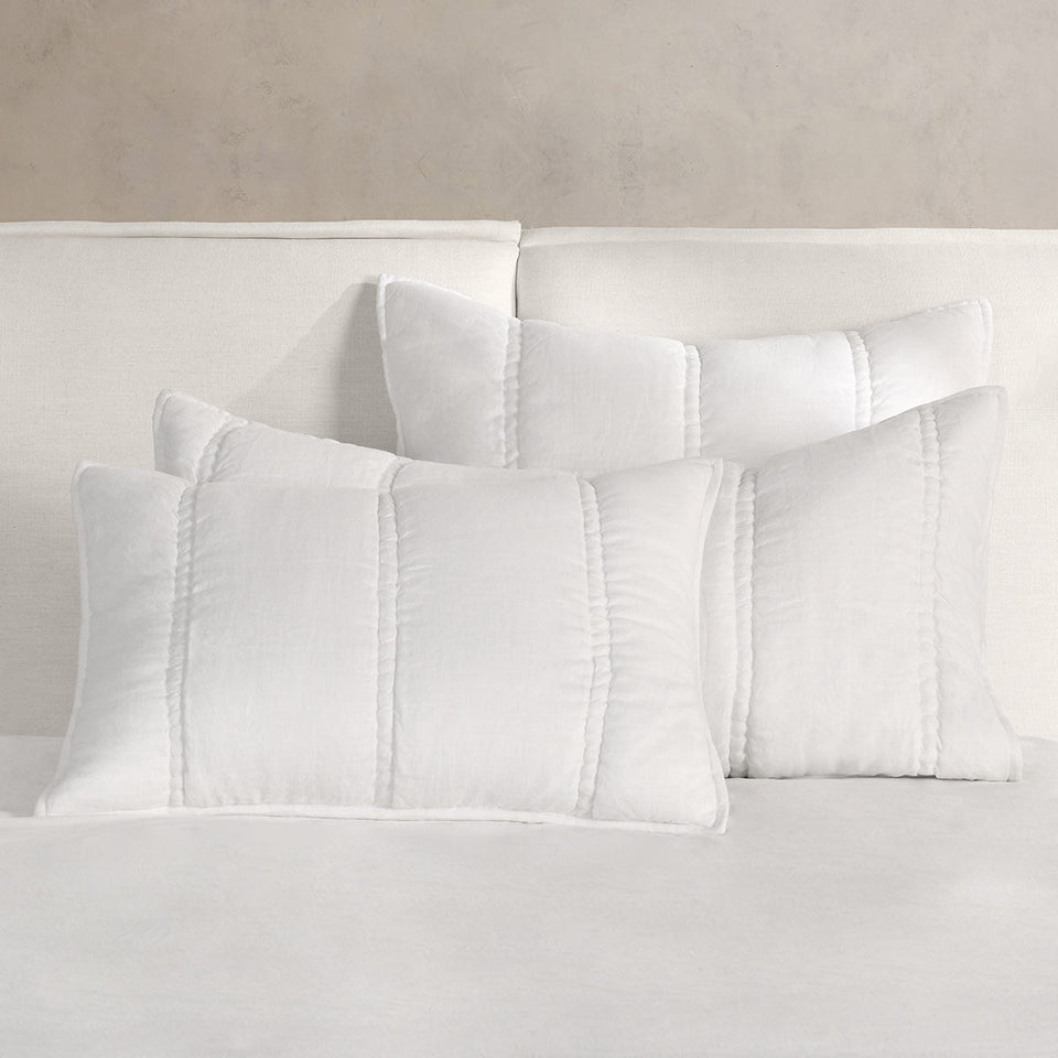 Rowen Quilt Collection