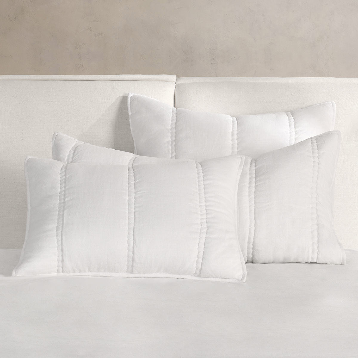 Rowen Quilt Collection
