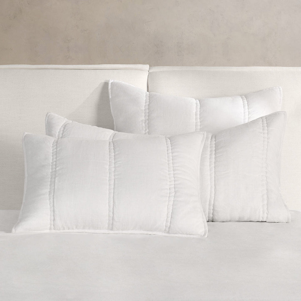 Rowen Quilt Collection