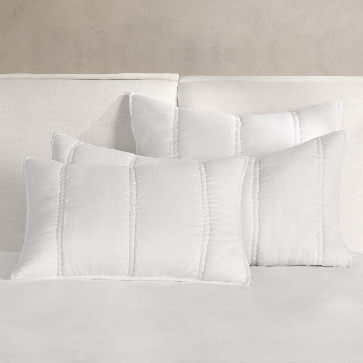 Rowen Quilt Collection
