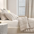 Rowen Quilt Collection