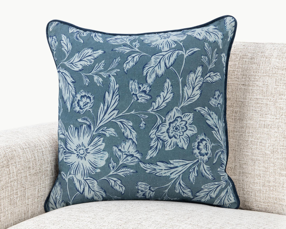NV Davenport Pillow