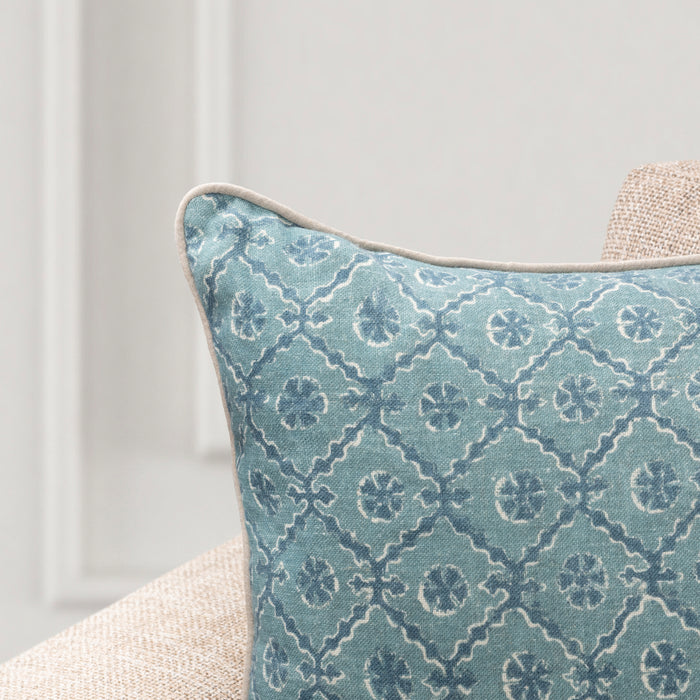 RL Bromley Pillow